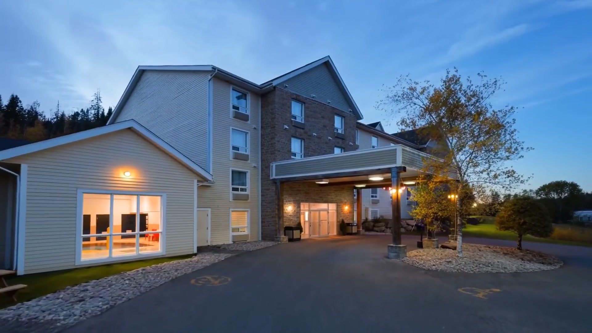 Entrance of Hotel Terra in Sainte-Agathe-des-Monts